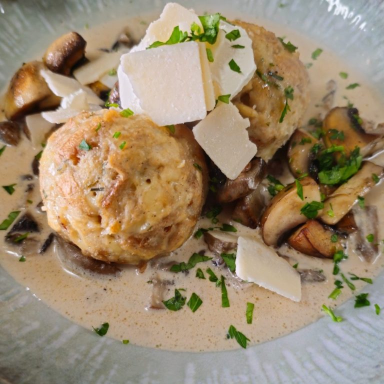 Käseknödel